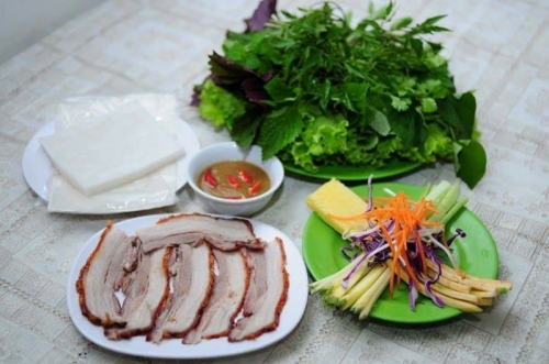7 địa chỉ ăn đồ cuốn ngon ở Hà Nội