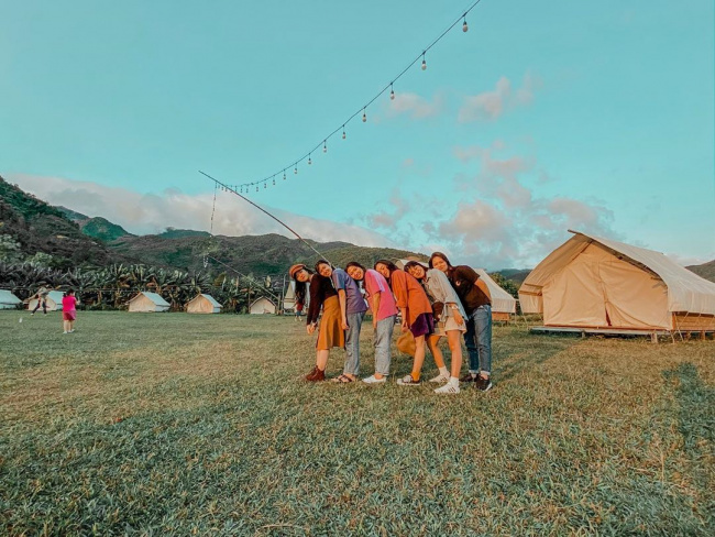 rủ hội bạn thân du lịch đà nẵng cắm trại tại yên retreat