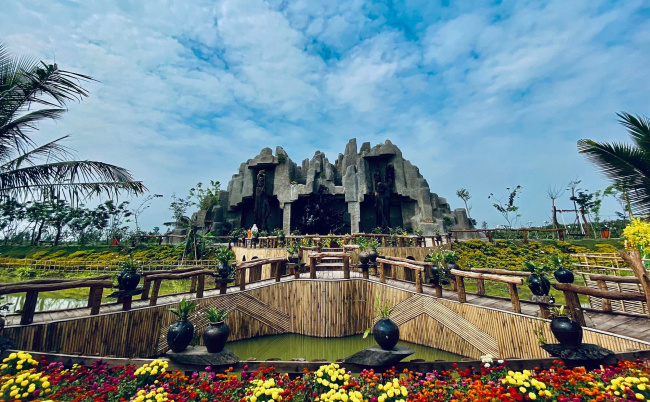 display, eco zone, experience, thailand, travel, unique, western, my luong – a dreamy eco-tourism resort with unique architecture in the heart of the west