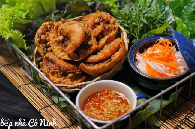 cakes, tien giang, west lake, go cong cake – a fun but memorable dish, no matter how picky you are, you’ll love it