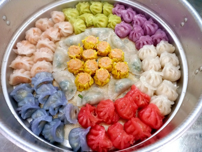 dumplings, ho chi minh city tourism, saigon cuisine, streets cuisine, dumplings with eight flavors of 0,3$ in saigon