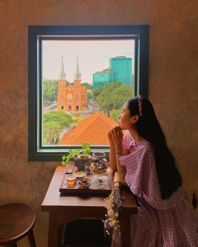 3 cafes, hcmc, window frames, young people, 3 cafes with the most “money-making” windows in ho chi minh city