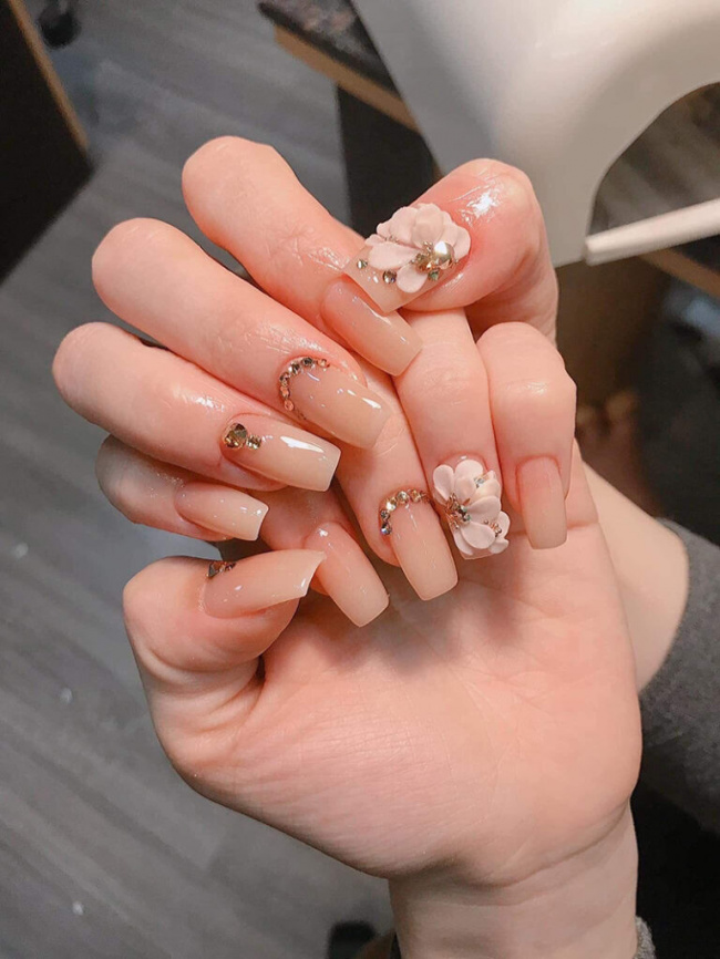 nail đẹp, những màu sơn móng tay làm trắng da nào được yêu thích nhất