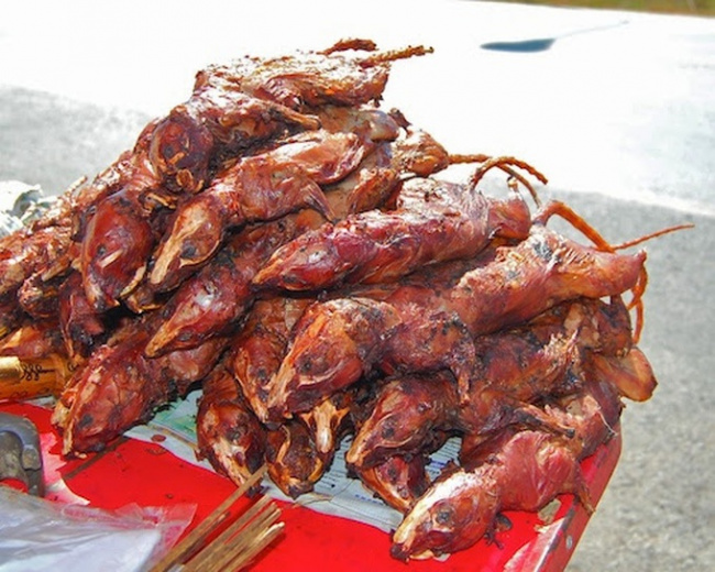 cambodian fried spider, shocking dishes, vietnamese snake wine, vietnam has a “shocking dish” of southeast asian cuisine