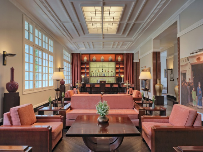 90-year-old hotel, prestigious travel magazine, southeast asia&039;s leading hotel, what’s in the 90-year-old hotel in hue that is among the top hotels in southeast asia by american newspapers?