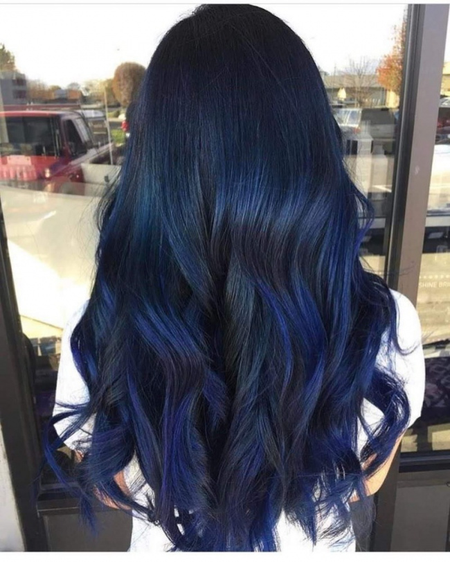 Học hội 'gái đẹp' cách 'bắt trend' tóc màu xanh tím thời thượng