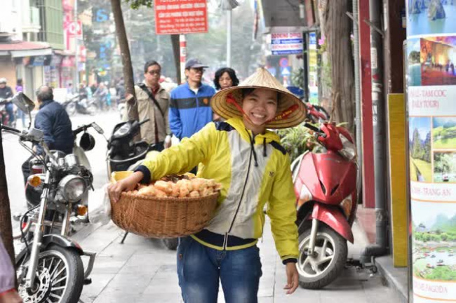 beauty, experience, hanoi, street food, tourists, travel, a love letter from a foreign guest “falling in love” with hanoi, vietnam: the attraction is hard to resist!