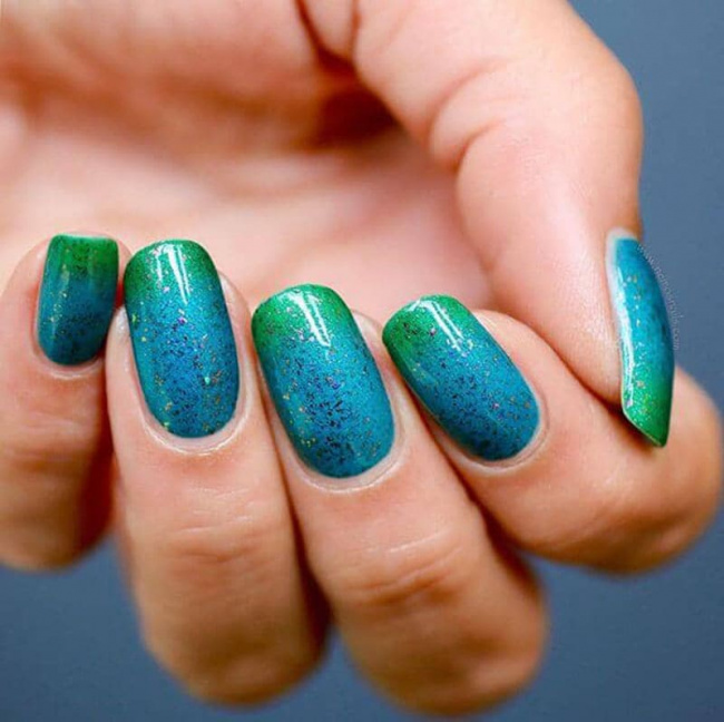 nail đẹp, 15 ý tưởng sơn móng tay 2 màu bạn không nên bỏ qua