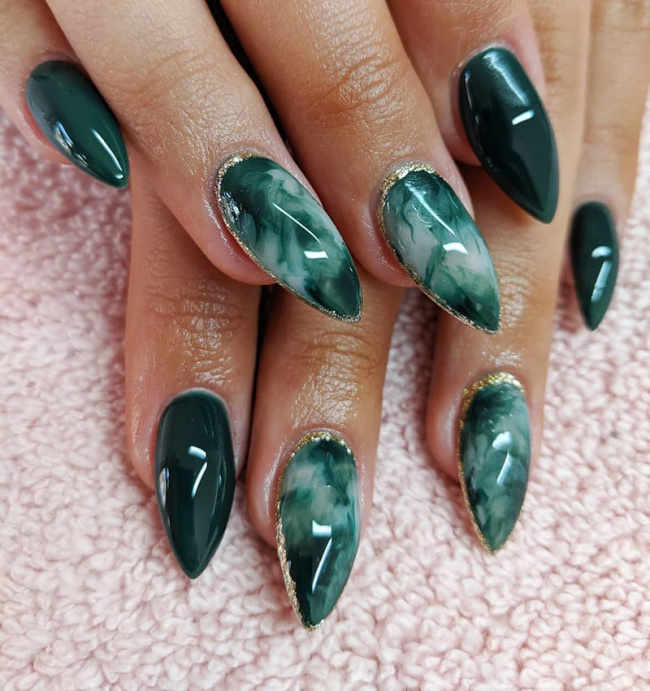 nail đẹp, 12 mẫu nail màu xanh lá cây tuyệt vời không nên bỏ qua