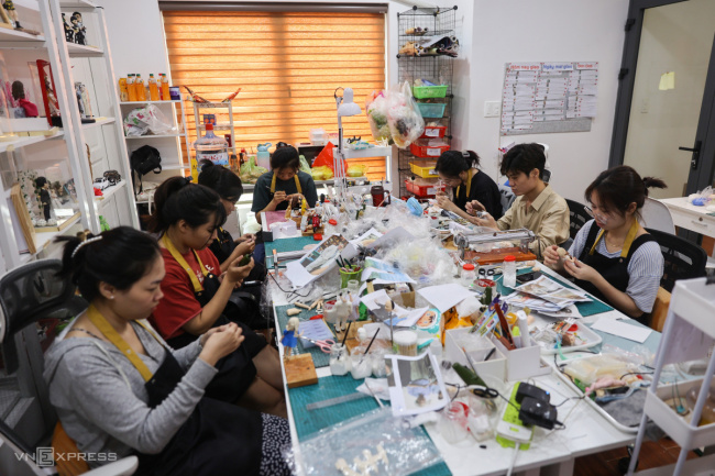 chibi, chibi statue, ho chi minh city, hobby hobby, style of life, making chibi figurines earns 2000$ per month