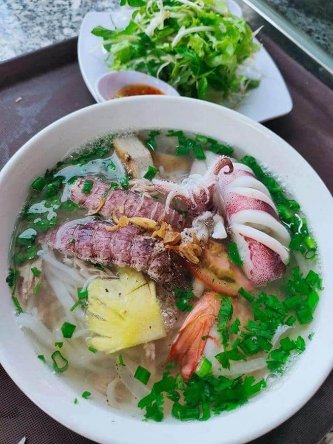 food, painting water, phu yen squid vermicelli, scenic spots, the sun, tourists, phu yen squid vermicelli: the frugal taste makes people’s hearts flutter