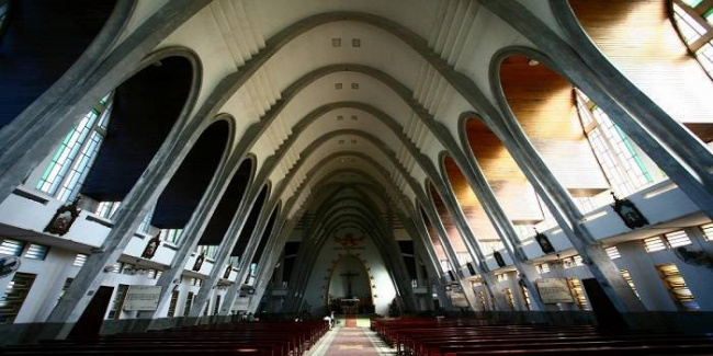 nhà thờ phủ cam – nét độc đáo của kiến trúc huế