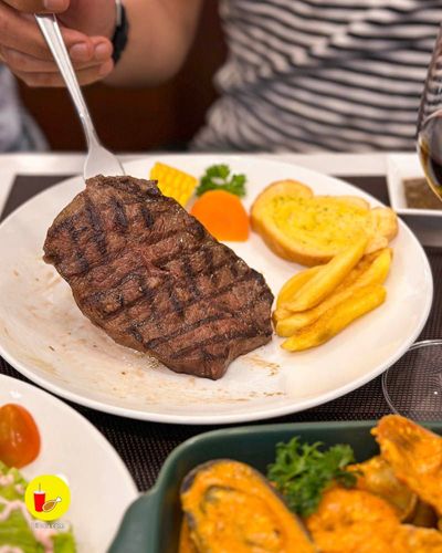 ăn steak chuẩn châu âu trong không gian sang trọng chỉ có 79k