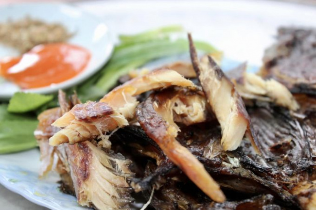 dien bien tourism, dried fish, fried stream fish, pa giang, paping top, three fish dishes for a chilly dinner in dien bien
