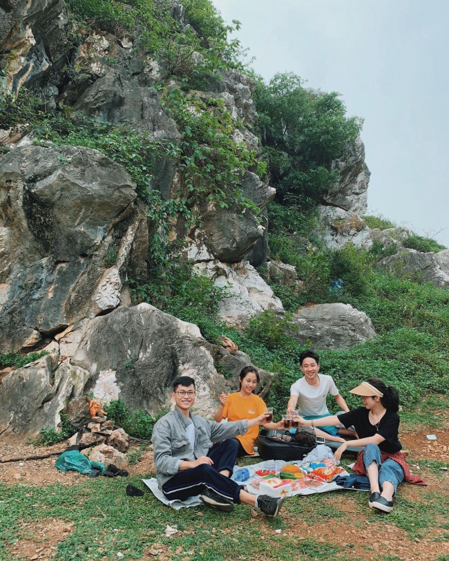 ba vi national park, highways, interesting experiences, picnics, ready-to-eat food, sea level, vietnamese chengchuan, 5 ideal picnic places for families near hanoi