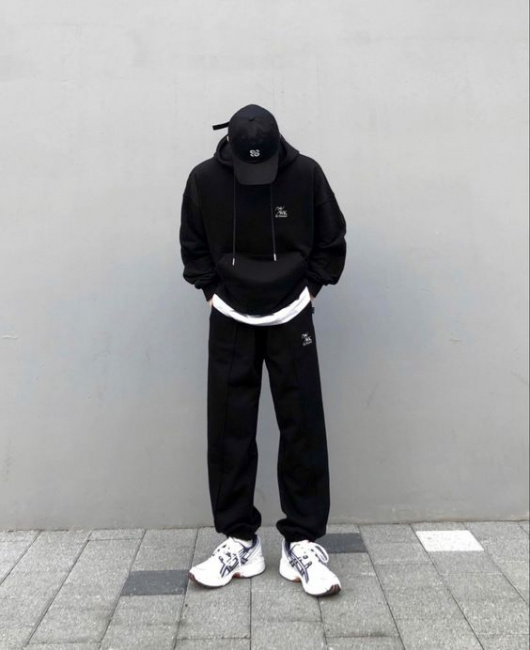 6 ý tưởng phối đồ với áo hoodie nam hợp thu đông 2022 chuẩn như fashionista