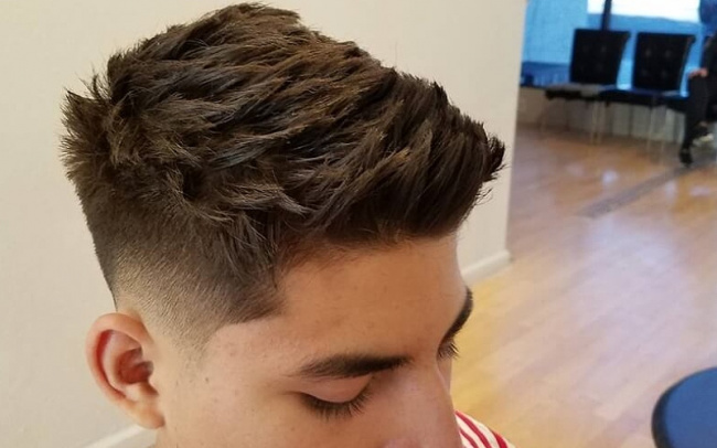Cùng khám phá kiểu tóc spiky sport nam tính và phong cách dành cho bạn trai trong mùa hè này. Hình ảnh liên quan sẽ giúp bạn visual hóa được một cách dễ dàng những ý tưởng mới lạ cho mái tóc của mình.
