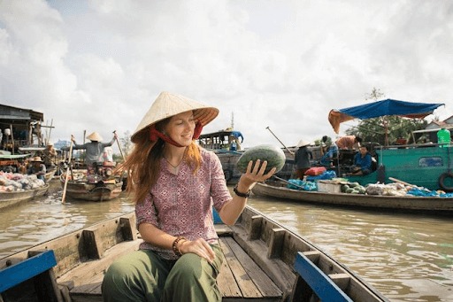 dalat, dong ba, dong xuan, famous market, han market, tourism, take a look at the famous markets throughout vietnam, everywhere is crowded with foreign tourists