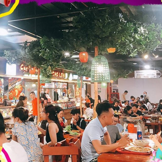 amusement park, art space, asian cuisine, commercial center, food street, save the world, the top 3 commercial centers become “food streets” for many families