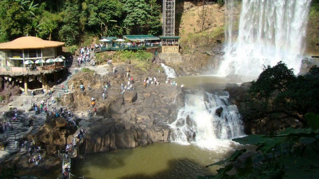 thác dambri – kỳ quan hùng vĩ của núi rừng đà lạt