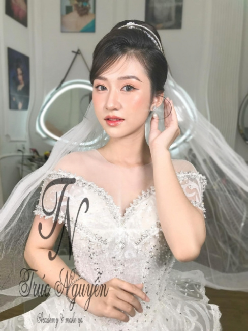 Top 5 Tiệm trang điểm cô dâu đẹp nhất tỉnh Hậu Giang