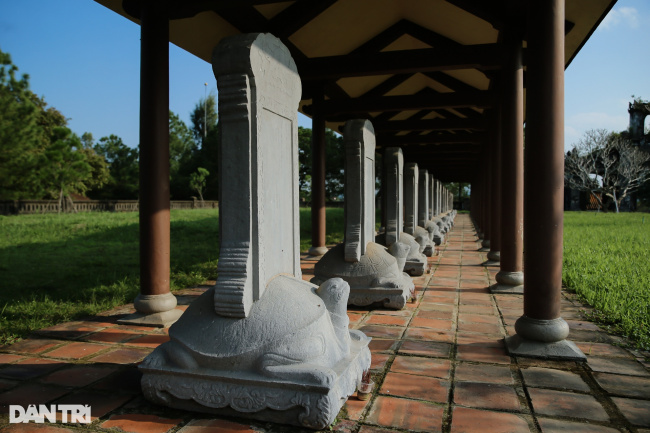 national heritage, relics, the memorial of literature, explore the 200-year-old temple of literature in hue