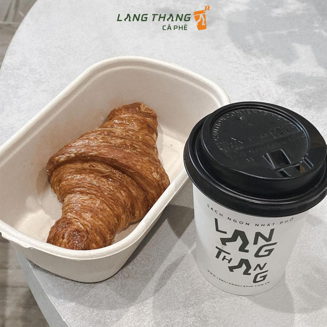break time, cafe, lunch break time, nice space, office people, take advantage of time, suggest new cafes with nice spaces, and delicious drinks for hanoi office workers to take advantage of lunch break