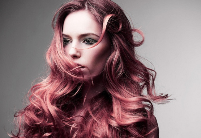 kiểu tóc, 7 kiểu tóc nhuộm màu đỏ nâu cuốn hút khiến các nàng mê mẫn