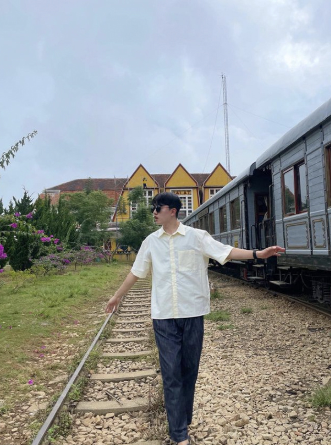 dalat railway station, ha noi station, hai phong station, hai van bac station, hue station, train station, turn on mode, train stations in vietnam are as beautiful as in the movies, some even become famous tourist destinations