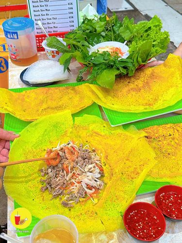 Đặc sản miền Tây giữa lòng Sài Gòn - bánh xèo Hương Quê, vỏ giòn - béo thơm say đắm lòng người
