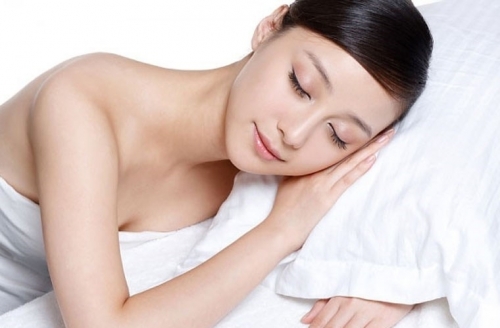 top 10 lợi ích bất ngờ từ việc ngủ nude có thể bạn chưa biết