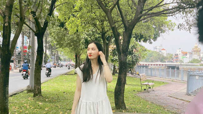 beautiful moment, first image, nhieu loc - thi nghe channel, the autumn scene is causing a fever in ho chi minh city, everywhere is full of romantic yellow leaves like in korean movies