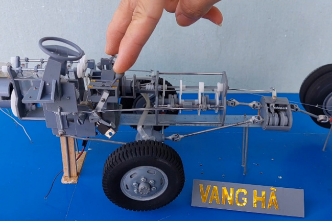 excavator, ha van vang, machine, make, uniquely, the hai duong guy makes a meticulous mechanical model that looks like the real thing