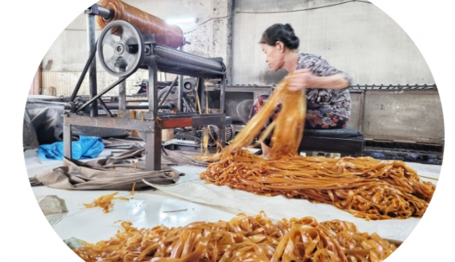 du hang kenh ward, hai phong, specialty red rice paper, the profession of making red rice paper in hai phong