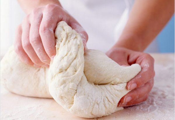 mách bạn công thức pha bột đúng tỷ lệ và cách làm bánh bột lọc ngon