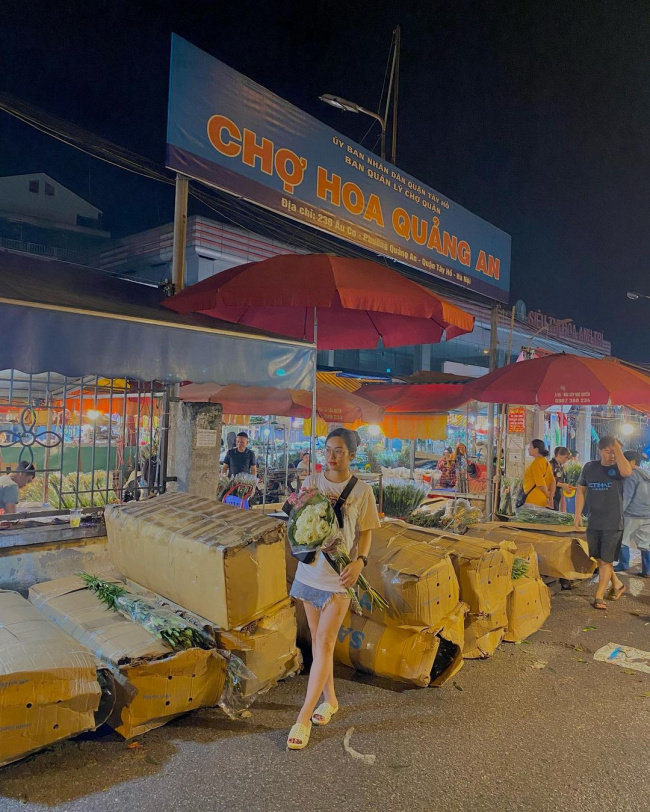 bun dau mam shrimp, duck eggs, famous restaurant, long bien market, long bien wholesale market, night market, wholesale market, discover the 2 most beautiful night markets of hanoi, what to enjoy?