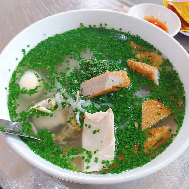 land of nou, shallot soup, travel, typical flavor, stop in the land of nau, and enjoy the famous shallot soup for the blue lovers