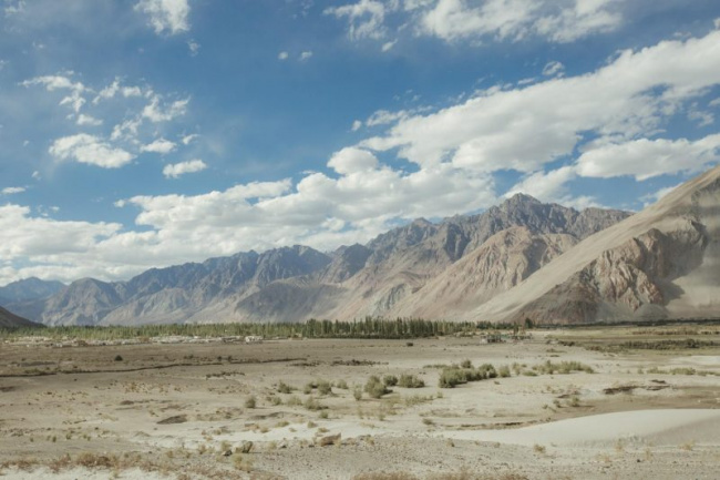phượt xe máy dưới núi tuyết tại ladakh và kỷ niệm đáng nhớ của travel blogger việt