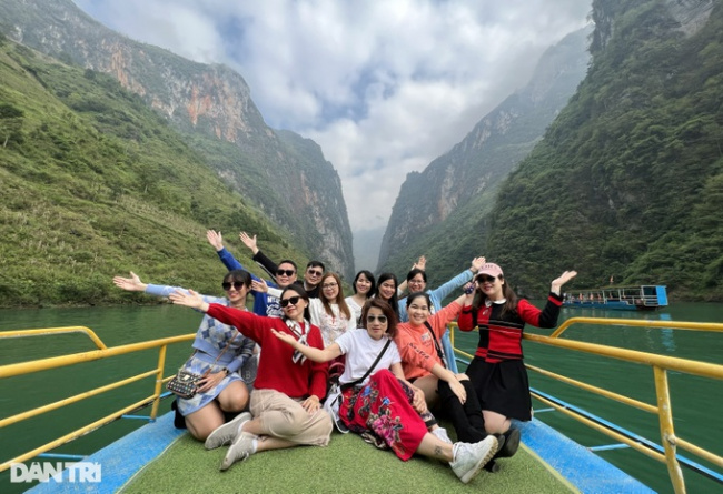 cinnamon river, ha giang, tu san alley, surfing to discover the beauty of the most unique canyon in vietnam