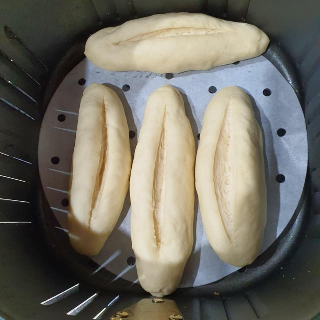 công thức chuẩn làm bánh mì nhào bột bằng tay đơn giản, đảm bảo thành công