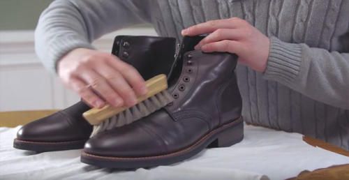 cách bảo quản giày boot luôn đẹp như mới trên từng chất liệu