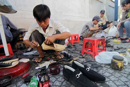 top 10 địa chỉ sửa chữa giày được ưa chuộng tại tp.hcm (phần 2)