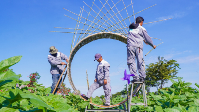 beautiful space, green space, ho chi minh city, sunflower garden, sunflowers, van phuc city&039;s, 12,000 square meter sunflower garden attracts young people in ho chi minh city