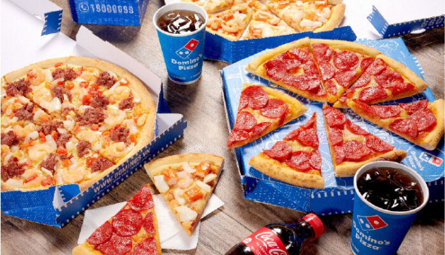 pizza, pizza cầu giấy, pizza hà nội, quán pizza hà nội, quán pizza cầu giấy, nhà hàng pizza hà nội, pizza nổi tiếng hà nội, pizza ngon ở cầu giấy, pizza ngon ở hà nội, ăn pizza ở đâu hà nội, các vị bánh pizza, pizza hải sản, pizza phô mai, pizza bò, pizza nổi tiếng, the pizza company, cowboy jack’s saloon, domino’s pizza, pizza pizzahut cầu giấy, pizza 4p’s indochina plaza hanoi, pizza pepperonis, ông tây pizza cầu giấy, pizza fullhouse, pizzinio pizza, top 10 quán pizza ngon và được yêu thích nhất ở quận cầu giấy