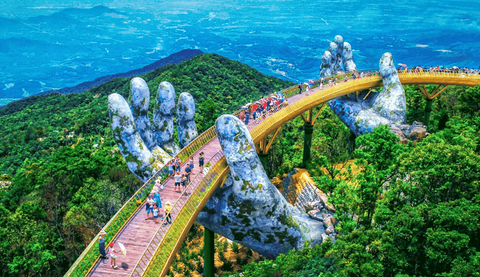 Check in Cầu Vàng Đà Nẵng – một trong những cây cầu đẹp nhất thế giới
