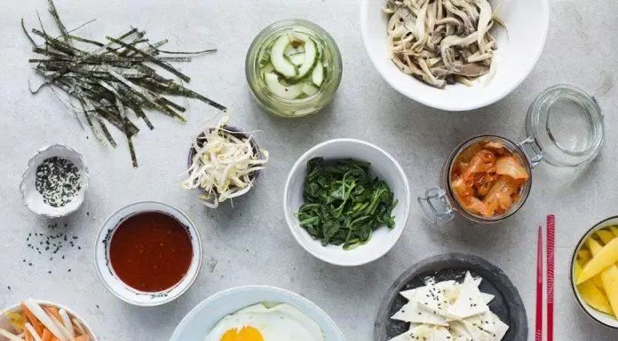 Cách làm cơm trộn Bibimbap Hàn Quốc hấp dẫn, thơm ngon
