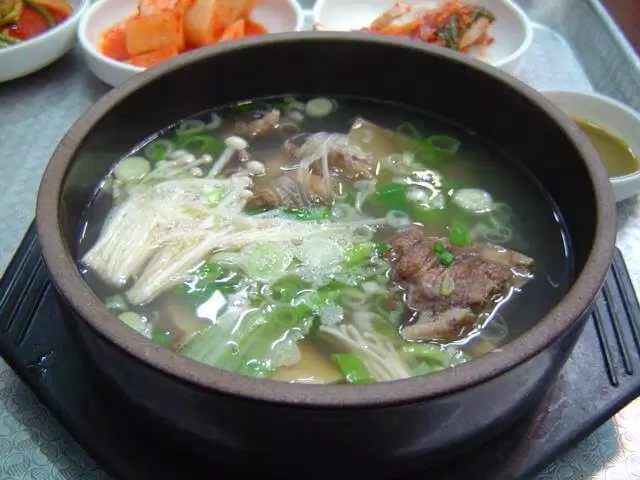 Cách nấu canh sườn bò Hàn Quốc ngon mê ly