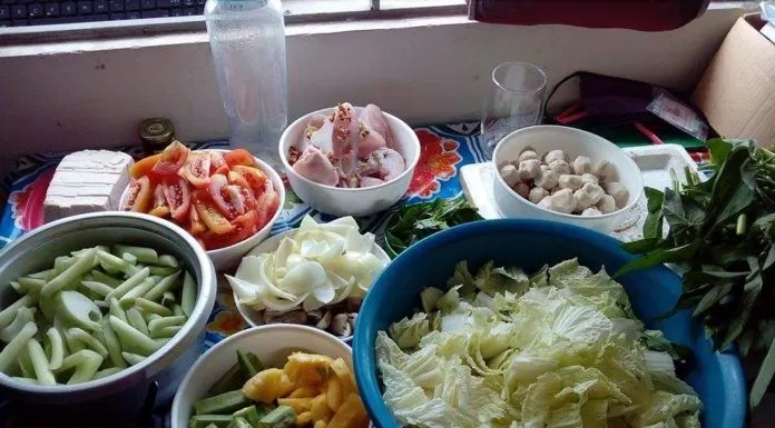 ẩm thực, món ngon, cách nấu lẩu thái chua cay tại nhà cực ngon