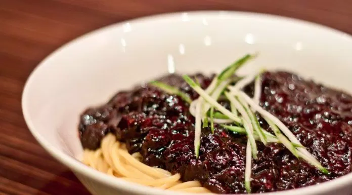 Mì tương đen – “người con quốc dân” của ẩm thực Hàn Quốc