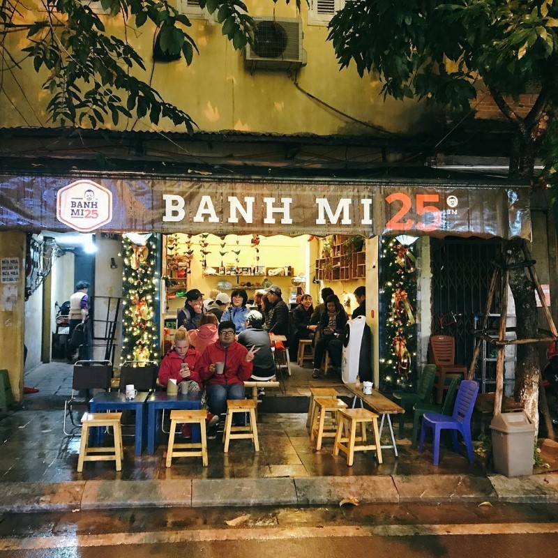 3 Quán cafe ngon view đẹp nhất phố Hàng Cá, Hoàn Kiếm, Hà Nội